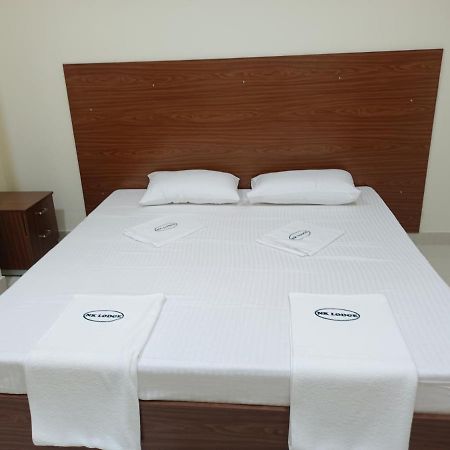 Nk Lodge Коимбаторе Екстериор снимка